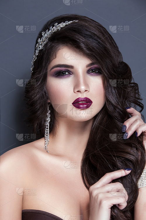黑發新娘 現代肖像中的優雅魅力